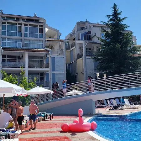 Apartment елит 2 *